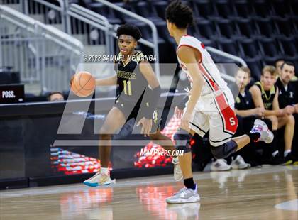 Thumbnail 3 in Omaha South vs. Burke photogallery.