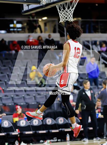 Thumbnail 1 in Omaha South vs. Burke photogallery.