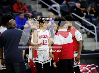 Thumbnail 1 in Omaha South vs. Burke photogallery.
