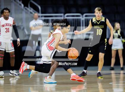 Thumbnail 2 in Omaha South vs. Burke photogallery.