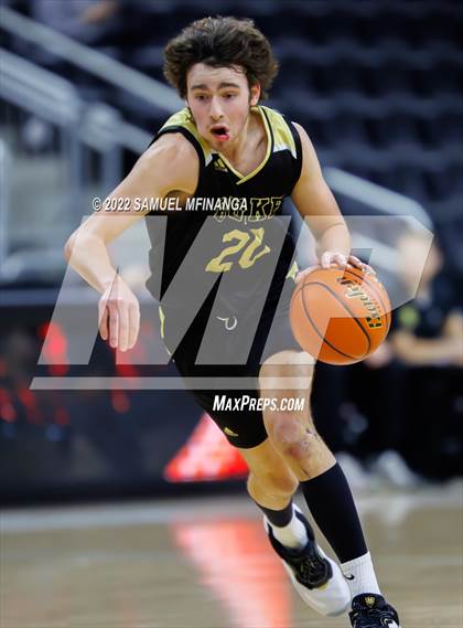 Thumbnail 3 in Omaha South vs. Burke photogallery.