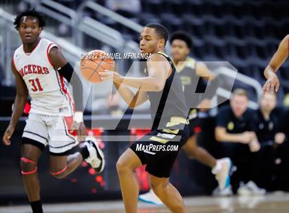 Thumbnail 3 in Omaha South vs. Burke photogallery.
