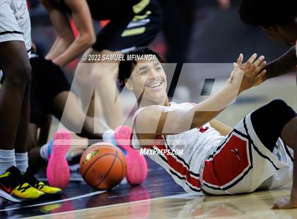 Thumbnail 2 in Omaha South vs. Burke photogallery.