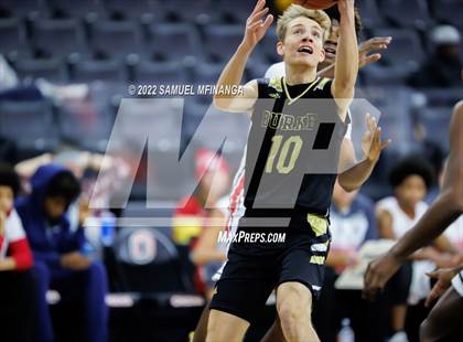 Thumbnail 2 in Omaha South vs. Burke photogallery.