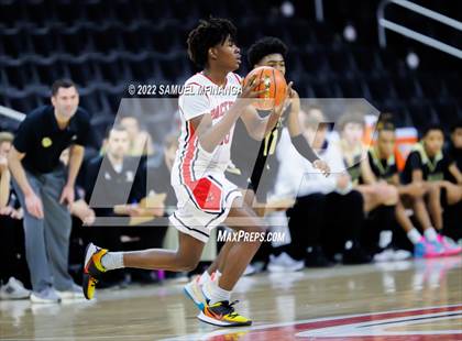Thumbnail 3 in Omaha South vs. Burke photogallery.