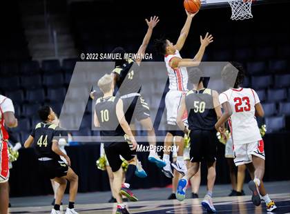 Thumbnail 2 in Omaha South vs. Burke photogallery.