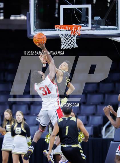 Thumbnail 2 in Omaha South vs. Burke photogallery.
