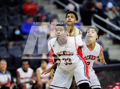 Thumbnail 2 in Omaha South vs. Burke photogallery.