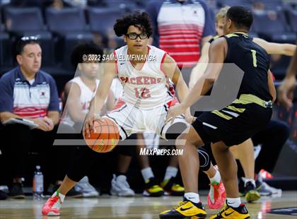 Thumbnail 2 in Omaha South vs. Burke photogallery.