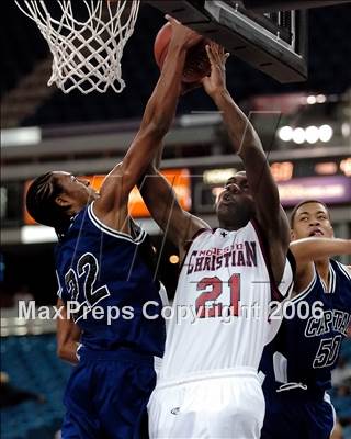 Thumbnail 2 in Capital Christian vs. Modesto Christian (SJS D5 Final) photogallery.