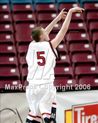 Thumbnail 3 in Capital Christian vs. Modesto Christian (SJS D5 Final) photogallery.