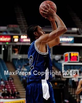 Thumbnail 3 in Capital Christian vs. Modesto Christian (SJS D5 Final) photogallery.