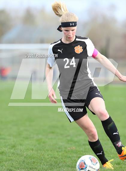 Thumbnail 2 in Wheaton-Warrenville South @ Oswego East photogallery.