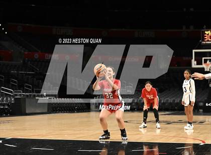 Thumbnail 2 in San Gabriel Academy vs. Marshall photogallery.