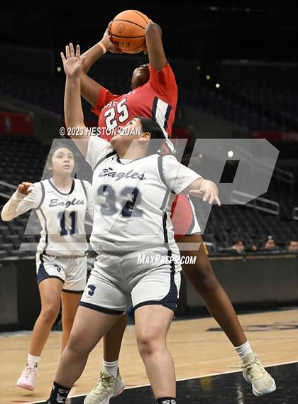 Thumbnail 3 in San Gabriel Academy vs. Marshall photogallery.