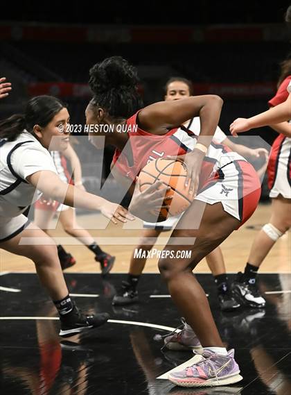 Thumbnail 1 in San Gabriel Academy vs. Marshall photogallery.