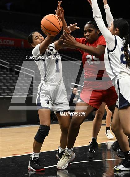 Thumbnail 2 in San Gabriel Academy vs. Marshall photogallery.