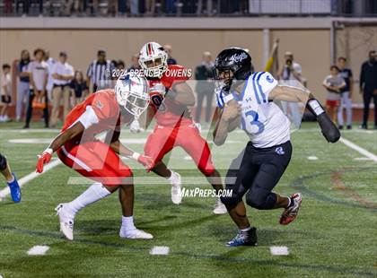 Thumbnail 2 in Charlotte Christian @ Providence Day (NCISSA 11-Man Division 1 Semifinal) photogallery.