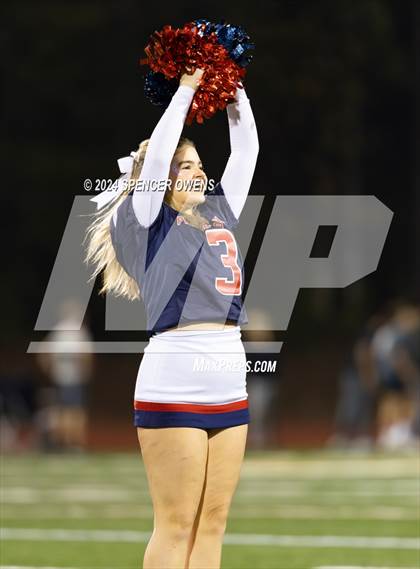 Thumbnail 2 in Charlotte Christian @ Providence Day (NCISSA 11-Man Division 1 Semifinal) photogallery.