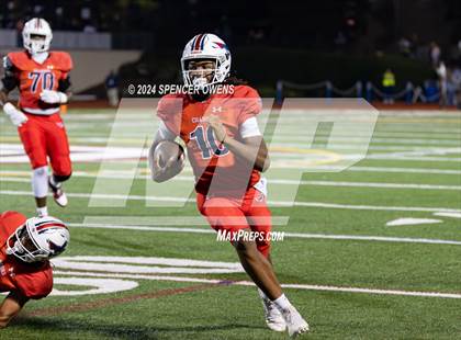 Thumbnail 2 in Charlotte Christian @ Providence Day (NCISSA 11-Man Division 1 Semifinal) photogallery.