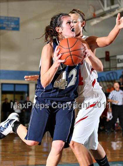 Thumbnail 2 in Farragut vs Halls  (Kroger Thanksgiving Classic) photogallery.