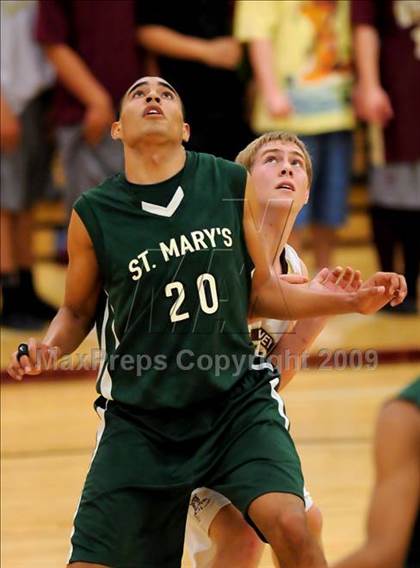 Thumbnail 2 in St. Mary's @ Whitney (CIF SJS D4 Quarterfinal) photogallery.