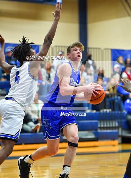 Thumbnail 2 in Spring Hill @ Lindale photogallery.