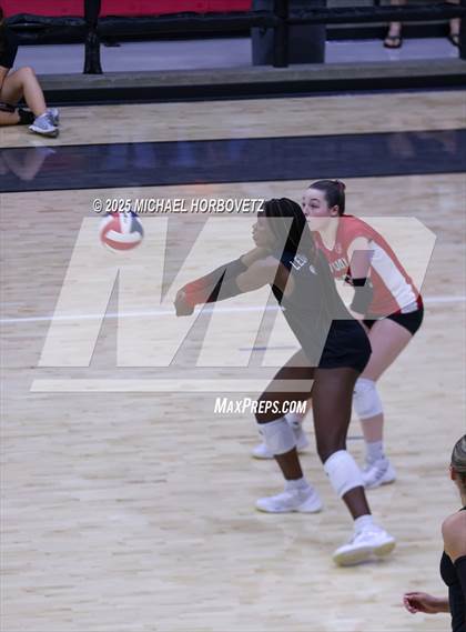 Thumbnail 1 in McKinney North @ Lovejoy photogallery.