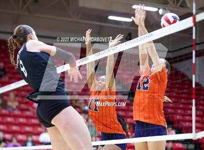 Thumbnail 1 in McKinney North @ Lovejoy photogallery.