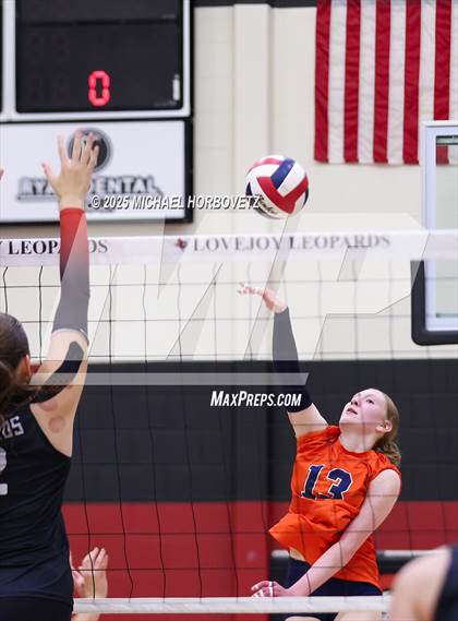 Thumbnail 3 in McKinney North @ Lovejoy photogallery.