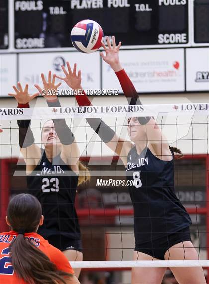 Thumbnail 1 in McKinney North @ Lovejoy photogallery.