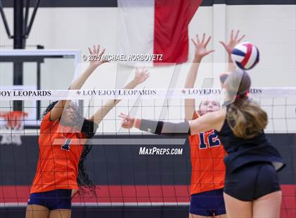 Thumbnail 2 in McKinney North @ Lovejoy photogallery.