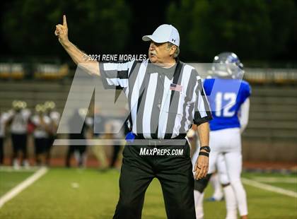 Thumbnail 2 in Rowland vs Baldwin Park photogallery.
