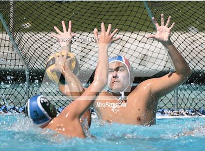 Thumbnail 3 in Menlo School vs. Irvine (S&R Tournament) photogallery.