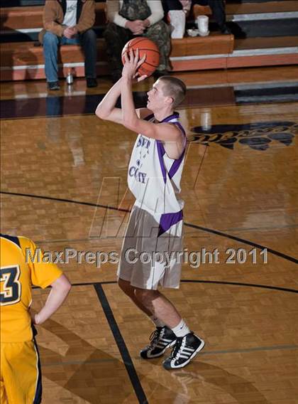 Thumbnail 1 in Seymour @ Sevier County photogallery.