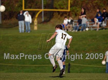 Thumbnail 2 in Staples @ Amity (CIAC Class LL Quarterfinal) photogallery.
