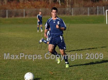 Thumbnail 2 in Staples @ Amity (CIAC Class LL Quarterfinal) photogallery.
