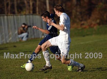 Thumbnail 1 in Staples @ Amity (CIAC Class LL Quarterfinal) photogallery.