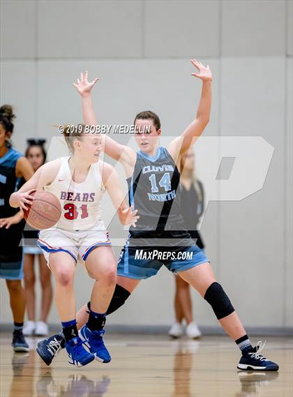 Thumbnail 3 in Clovis North @ Buchanan photogallery.