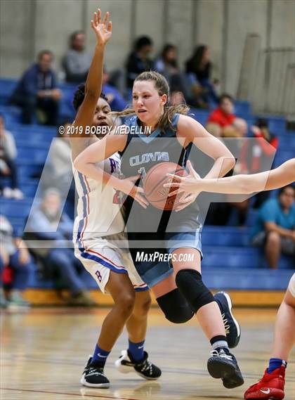 Thumbnail 1 in Clovis North @ Buchanan photogallery.