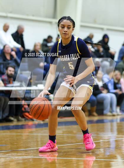 Thumbnail 1 in Niagara Falls @ Nichols photogallery.