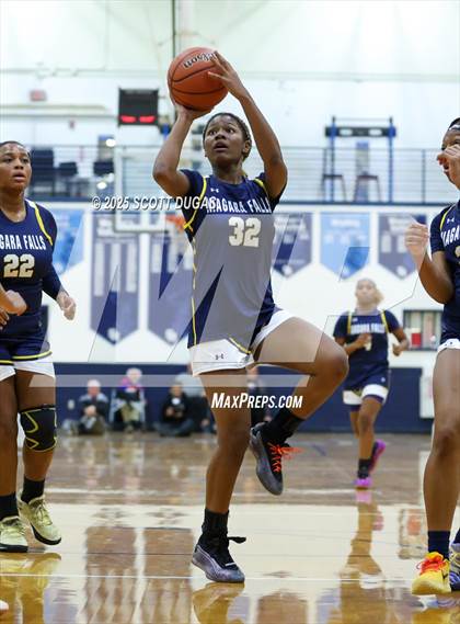 Thumbnail 2 in Niagara Falls @ Nichols photogallery.