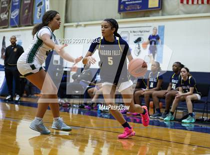 Thumbnail 2 in Niagara Falls @ Nichols photogallery.