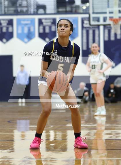 Thumbnail 2 in Niagara Falls @ Nichols photogallery.