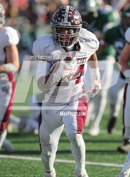 Thumbnail 1 in Garden City vs. Lindenhurst (Section 8 D2 Final) photogallery.