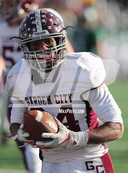 Thumbnail 1 in Garden City vs. Lindenhurst (Section 8 D2 Final) photogallery.