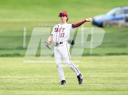 Thumbnail 3 in Loomis @ Taft (Founders League 5 vs. 6 Playoff) photogallery.