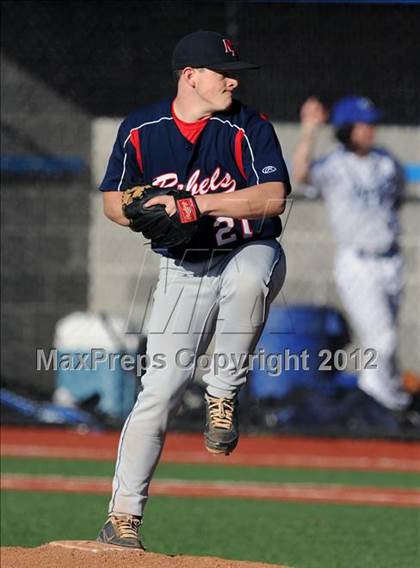 Thumbnail 3 in New Fairfield @ Darien photogallery.