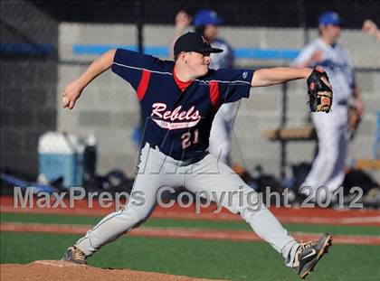 Thumbnail 1 in New Fairfield @ Darien photogallery.