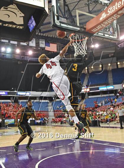 Thumbnail 3 in Antelope vs. Vanden (CIF SJS D2 Semifinal) photogallery.